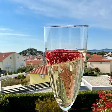 19 Tribunj (Sibenik-Knin)