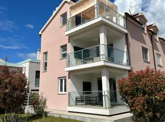 19 Appartement Tribalj